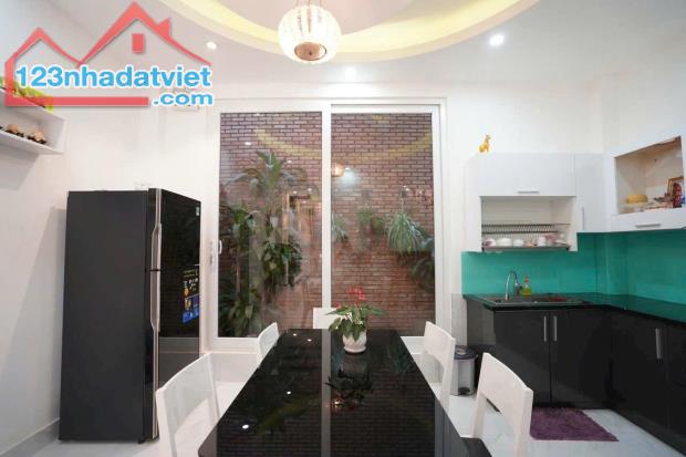 CẦN BÁN NHÀ ĐANG CHO THUÊ LÀM HOMESTAY Mặt tiền đường nhựa Cổ Loa, Phường 2, Đà Lạt - 3