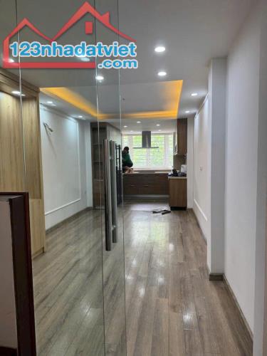 TÂY SƠN - Ô TÔ TRÁNH - KINH DOANH DT 34m2 6 tầng MT 3.1m Giá 12.3 tỷ - 1