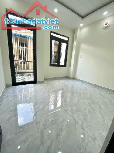 BÁN GẤP NHÀ, HẺM XE HƠI, NGUYỄN PHÚC CHU, TÂN BÌNH, 4X11M, 4 TẦNG, GIÁ 5.7 TỶ - 1