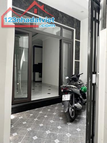 BÁN NHÀ PHỐ VỌNG, 10M RA MẶT PHỐ, THANG MÁY, DT 36M2, 8.9 TỶ - 1