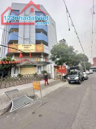 QUẬN 10 HẺM XE HƠI - 1 CĂN RA MẶT TIỀN - NGAY 3 THÁNG 2 - NGUYỄN LÂM  - 40M2 - 2 TẦNG ĐÚC