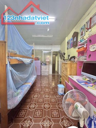 QUẬN 10 HẺM XE HƠI - 1 CĂN RA MẶT TIỀN - NGAY 3 THÁNG 2 - NGUYỄN LÂM  - 40M2 - 2 TẦNG ĐÚC - 1