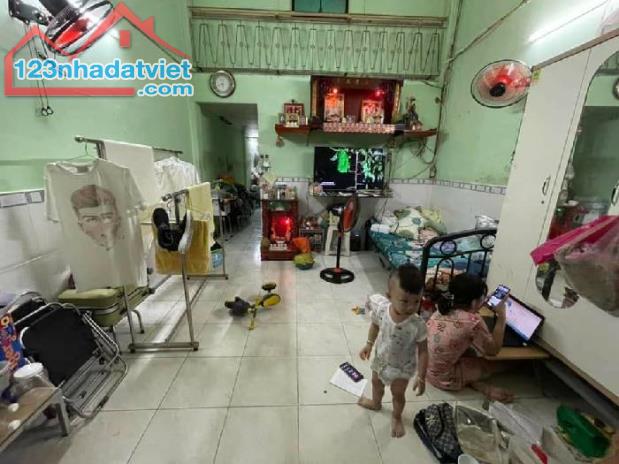 Cần bán gấp nhà sổ đẹp nở hậu, sát khu đô thị Him Lam, 60m2 nhà cấp 4, chỉ 4,8 tỷ - 1