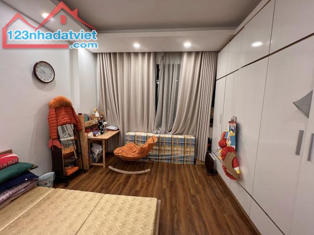 GIÁ NÀO CŨNG BÁN SIÊU PHẨN ĐẠI KIM DÂN XÂY PHÂN LÔ Ô TÔ TRÁNH VỈA HÈ 6 TẦNG THANG MÁY - 4