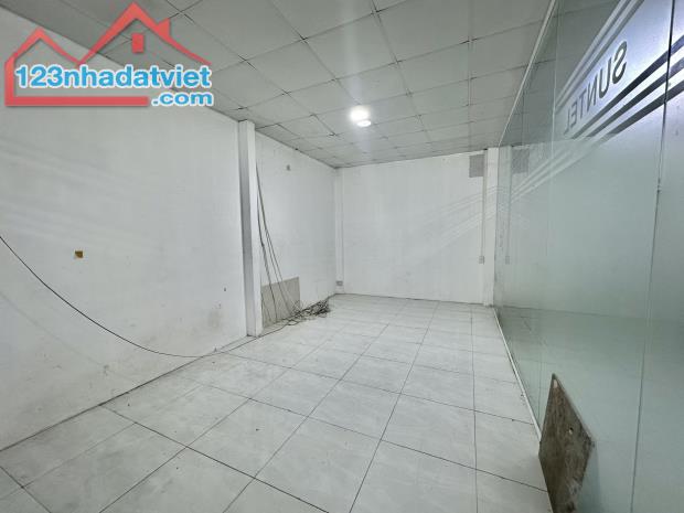 190m kho hàng khu vực Trung Hòa cần cho thuê, có bảo vệ, 28tr/th - 1