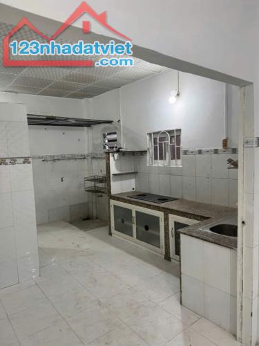 Nhà sổ riêng hoàn công 1 lầu 1 trệt 2.6 tỷ/81 m2, đường ô tô - 5