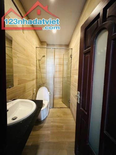 GẤP BÁN, DT 180M²(NGANG 10M), HẺM XE HƠI NGUYỄN DUY TRINH, PHÚ HỮU - 3