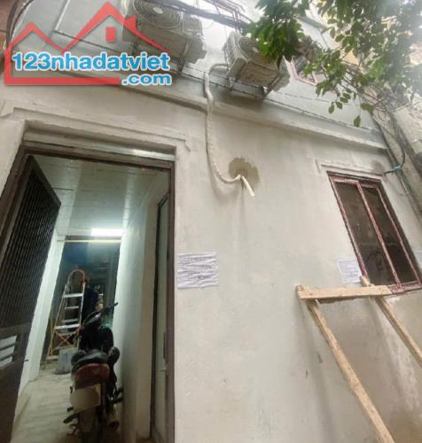 BÁN ĐẤT TẶNG NHÀ 2 TẦNG – PHẠM VĂN ĐỒNG – GIÁ CHỈ 18.X TỶ 100m² – Ô TÔ VÀO NHÀ –VỊ TRÍ đẹp - 1