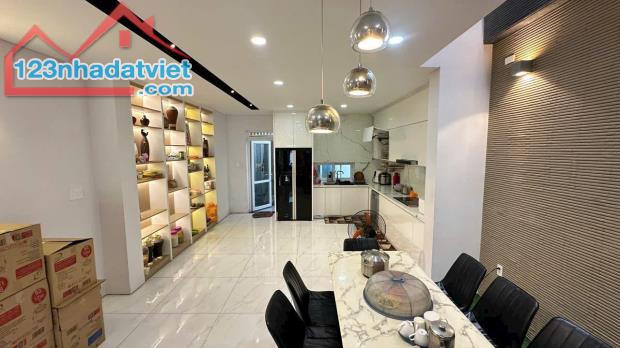 Giá kẹt tiền..9,3 tỷ. Bán gấp căn Văn Hoa Villa Thống Nhất, Biên Hoà. 5x22m 1 trệt 2 lầu. - 3