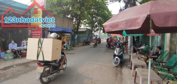 Bán dãy nhà trọ đường An Phú Đông 12 phường An Phú Đông Quận 12 - 1