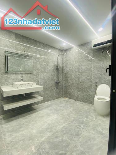 Bán nhà Pháo Đài Láng, Trung tâm quận Đống Đa, 31m2 ,4 tầng full nội thất - 2