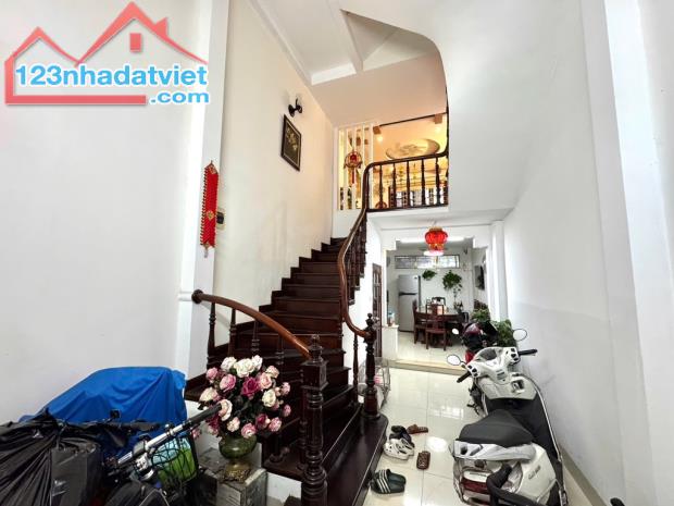 BÁN NHÀ  PHỐ VŨ TRỌNG PHỤNG, QUẬN THANH XUÂN_DT 60M2_5 TẦNG _ĐẸP_GIÁ 9TỶ - 1