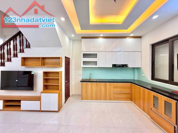 BÁN NHÀ DÂN XÂY ĐẸP MỸ ĐÌNH _DT54M,4TẦNG,CÁCH MP NGUYỄN HOÀNG 30M_CÓ Ô CHỜ THANG MÁY _9,TỶ - 1