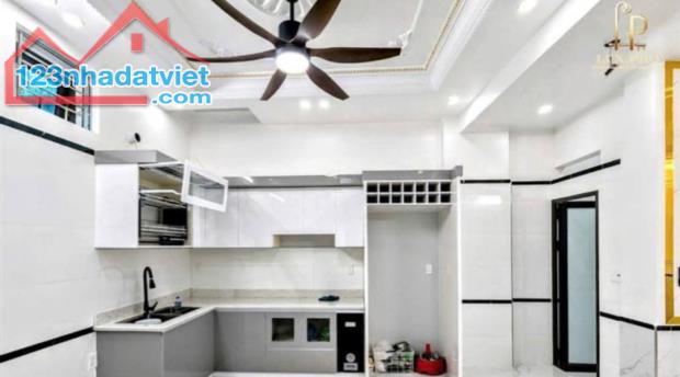 Bán nhà Trần Nguyên Hãn, An Dương, Lê Chân, Hải Phòng. 3 tầng, 64m2, 4,15 tỷ. Ngang 4,7m, - 2