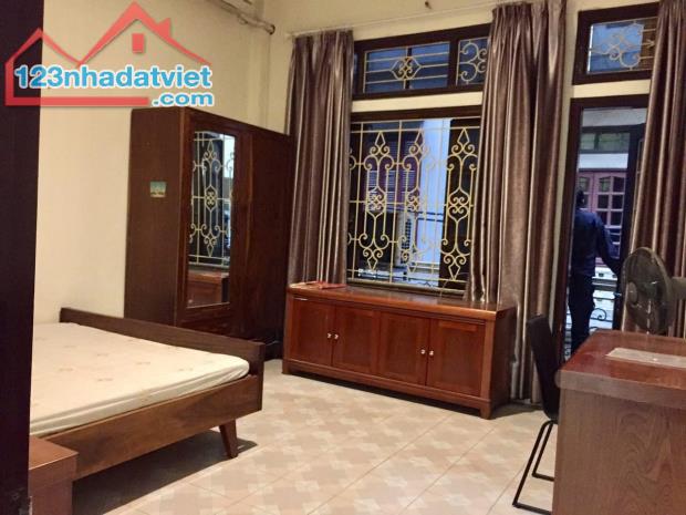 Cực hiếm, nhà phân lô, ô tô đậu cửa, 6T cao thoáng, phố Trần Quốc Hoàn, Cầu Giấy, giá nhô - 3