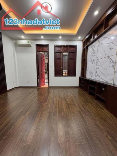 Bán nhà phân lô Lê Trọng Tấn, 65m, 5 tầng, MT 5m, ô tô vào nhà, vừa ở vừa làm văn phòng. - 3