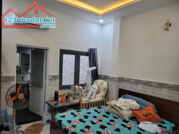 BÁN NHÀ HXH – GÒ VẤP – GẦN EMART PHAN HUY ÍCH – KẾT CẤU CHẮC CHẮN – SỔ VUÔNG ĐÉT - 4