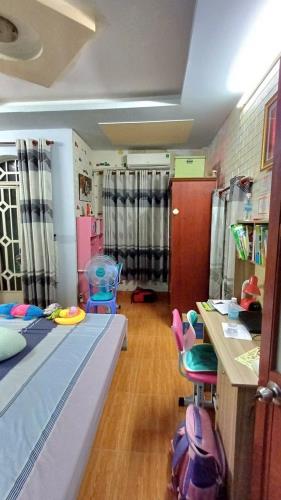 BÁN NHÀ CHÍNH CHỦ LÂU NĂM- GIÁ BAO ĐẦU TƯ- NHÀ ĐẸP- VỊ TRÍ ĐẸP  - NGAY CÔNG VIÊN LÀNG - 4