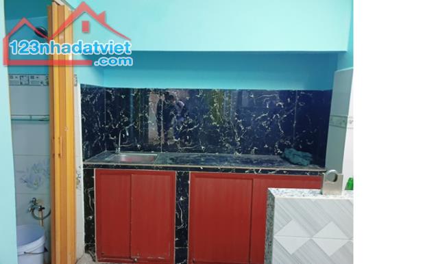 HẺM THÔNG, SÁT HẺM Ô TÔ, 2 TẦNG ĐÚC, TÂN HÒA ĐÔNG, F14, Q6, 2.2 TỶ - 2
