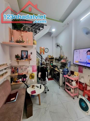 HẺM THÔNG, 3 TẦNG ĐÚC, TÂN HÒA ĐÔNG, F14, Q6, 2.1 TỶ
