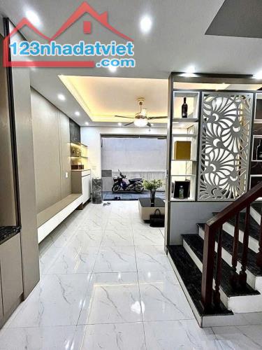 Bán nhà Hồ Tùng Mậu Lô góc gần phố 6 tầng DT 45m giá 9 tỷ - 1
