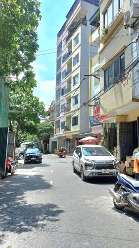 Siêu Phẩm Yên Xá, Phân Lô Ô Tô Tránh Đỗ, Dân Xây 2 Thoáng, Vị Trí Kinh Doanh 35m2 10,4 Tỷ