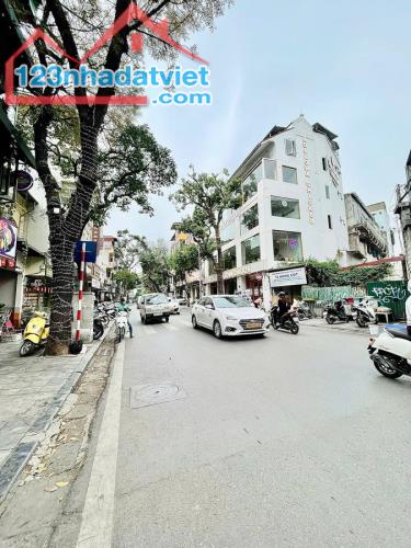 BÁN NHÀ MẶT PHỐ HÀNG CÓT. HOÀN KIẾM. 50M2 5 TẦNG MT 13M GIÁ 51 TỶ- VỊ TRÍ ĐẮC ĐỊA - LÔ - 1