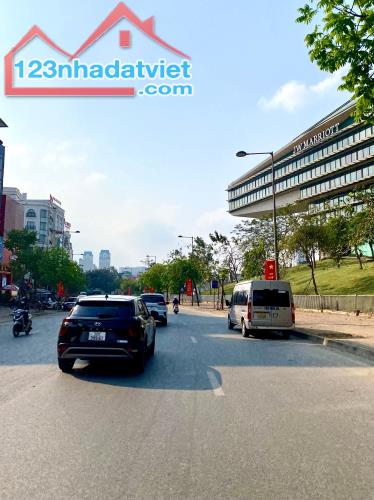 NHỈNH 9 T.Ỷ CÓ NGAY 🏡 - HÀNG XÓM MARIOT 55M2 -  VÀI BƯỚC RA ÔTÔ- FULL NỘI THẤT XỊN