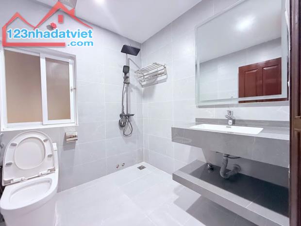 NHỈNH 9 T.Ỷ CÓ NGAY 🏡 - HÀNG XÓM MARIOT 55M2 -  VÀI BƯỚC RA ÔTÔ- FULL NỘI THẤT XỊN - 3