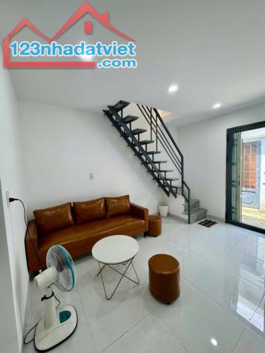Bán nhà duy nhất 01 căn tại Tân Thới Nhất, Quận 12, diện tích gần 30m2, dọn vào ở ngay chỉ - 1