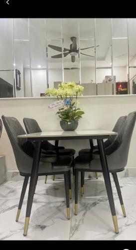 Bán mặt tiền KD đường hoa Phan Xích Long Phú Nhuận, 4 tầng, 48m2,Spa/nhà hàng,17.45 Tỷ - 3
