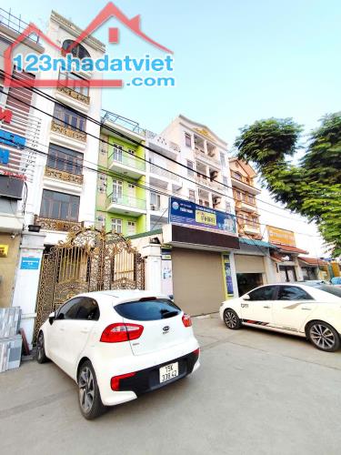 Nhà 5 tầng mặt đường Nguyễn Bỉnh Khiê, 90m, gần Đại Học Y, Giá 11 tỉ