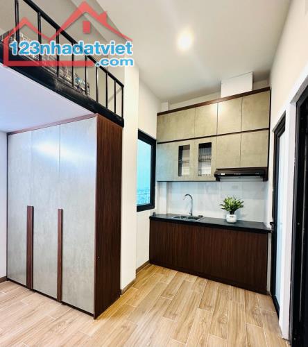 Bán toà CCMN đường Quang Tiến. Nam Từ Liêm DT85m x 7T. Mặt tiền 4.5m. Giá 17.85 tỷ - 2