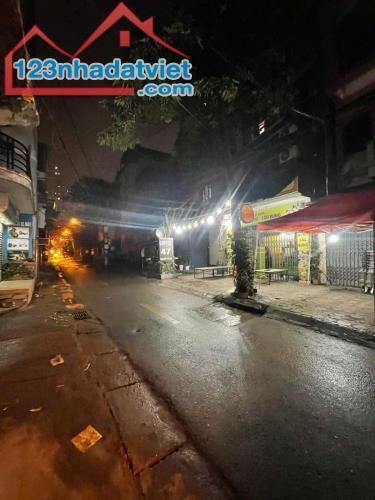 Bán nhà chính chủ tại đường Nguyễn Chính, Hoàng Mai 44m2  Giá chỉ 9,8 tỷ - 1