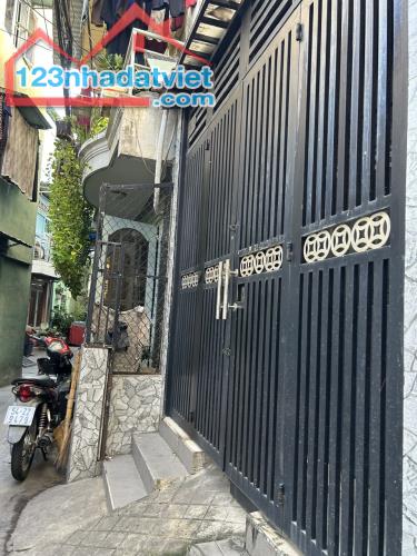 CHỦ NGỘP GIÁ NÊN NHIỆT BÁN - VÍP NHA KHU QUẬN 4 KIẾM NHÀ HƠN 4 TỶ MÀ ĐẸP THÌ KHÓ - NHÀ 4 - 2