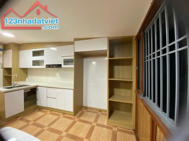 TẬP THỂ TẦNG 2 BÁCH KHOA – TẠ QUANG BỬU  , 80M2, 2 NGỦ RỘNG, Ô TÔ ĐỖ NGAY CHÂN CẦU THANG. - 1