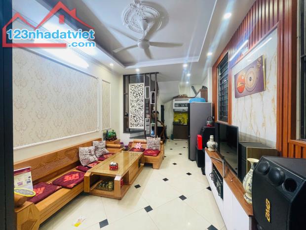 NHÀ ĐẸP PHƯƠNG CANH - 3 MẶT THOÁNG - 4