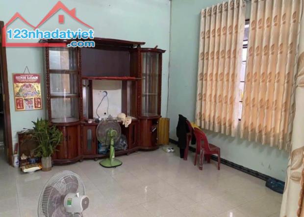 Bán Gấp Nhà Cấp 4-1 Sẹc Đ.Lê Thị Hà-Tân Xuân 92m2-SHR. Gía 880 Triệu - 3