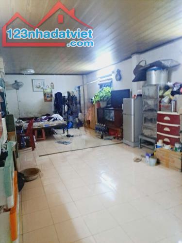 HIẾM: GÓC 2 MT HẺM Ô TÔ VƯỜN LÀI - PHÚ THỌ HOÀ CỰC ĐẸP - 1 ĐỜI CHỦ XƯA NAY - TIỆN XÂY MỚI - 1