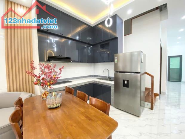 BÁN NHÀ GẦN CHỢ THẠCH ĐÀ - GÒ VẤP - 64M2 - GIÁ 5.2 tỷ - 2