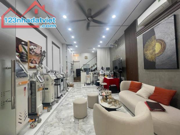 Bán Nhà Giải Phóng, Hoàng Mai 41m2 x 5T x MT 4,2m - 15,4 Tỷ - 1