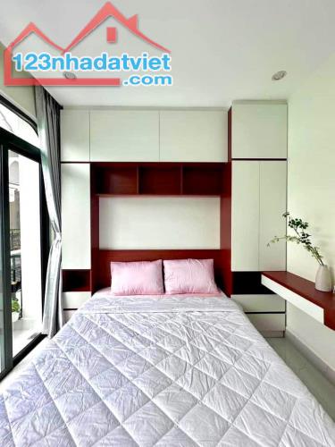 Cần tiền bán gấp căn nhà Đường Thành Thái, Quận 10. Giá chỉ 2tỷ370 (TL). Sổ hồng riêng   - - 5