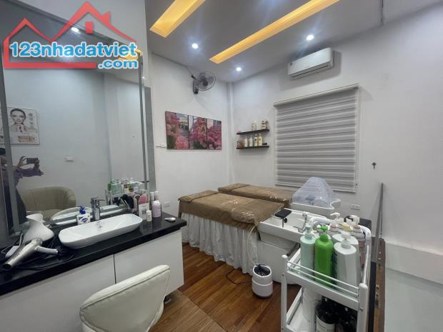 Phân lô Giải Phóng, ô tô tránh, 2 thoáng,nhà đẹp,55m 5 tầng 4.2m mặt, Giá 15 tỷ 0796193699 - 4