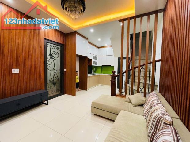 PHỐ NHẬT TẢO - CĂN GÓC- - KINH DOANH- FULL ĐỒ XỊN 36M GIÁ 6.65 Tỷ