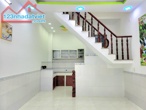 GẤP! NHÀ 2 TẦNG CHỈ 690 TRIỆU NGAY XÃ XUÂN THỚI THƯỢNG, HÓC MÔN – 2PN 2WC - 3