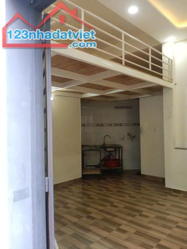 CHO THUÊ PHÒNG 30M² – NGUYÊN TẦNG TRỆT – NHƯ CĂN HỘ MINI – NGUYỄN VĂN LƯỢNG, GÒ VẤP