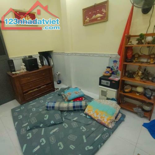 CHÍNH CHỦ CẦN BÁN GẤP – NHÀ 3 LẦU GIÁ CHỈ 3 TỶ – HẺM XE HƠI ÂU CƠ – KHÔNG MUA PHÍ CẢ ĐỜI! - 2