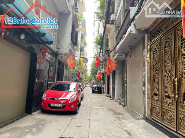 Bán nhà  Nguyễn Công Hoan, Ba Đình - Nhà phân lô - ngõ ô tô đỗ cửa - 42m x 5T, 16 tỷ
