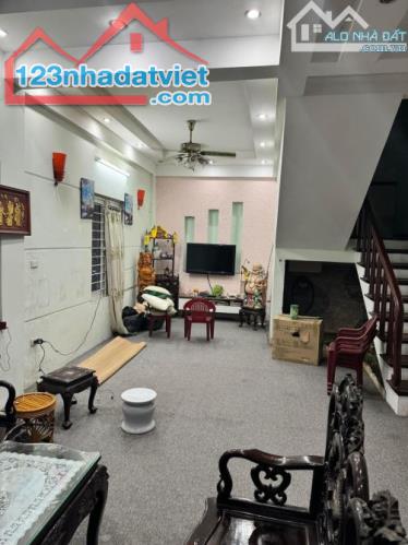 Bán nhà  Nguyễn Công Hoan, Ba Đình - Nhà phân lô - ngõ ô tô đỗ cửa - 42m x 5T, 16 tỷ - 3