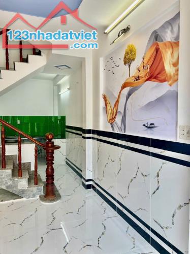 Nhà mới 1 trệt 2 lầu đường 6m huỳnh thị hai tân chánh hiệp - 3